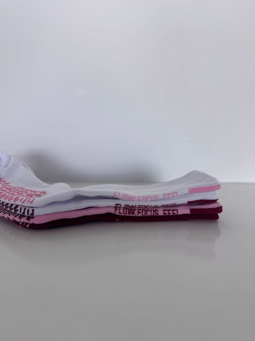 White / Rosa