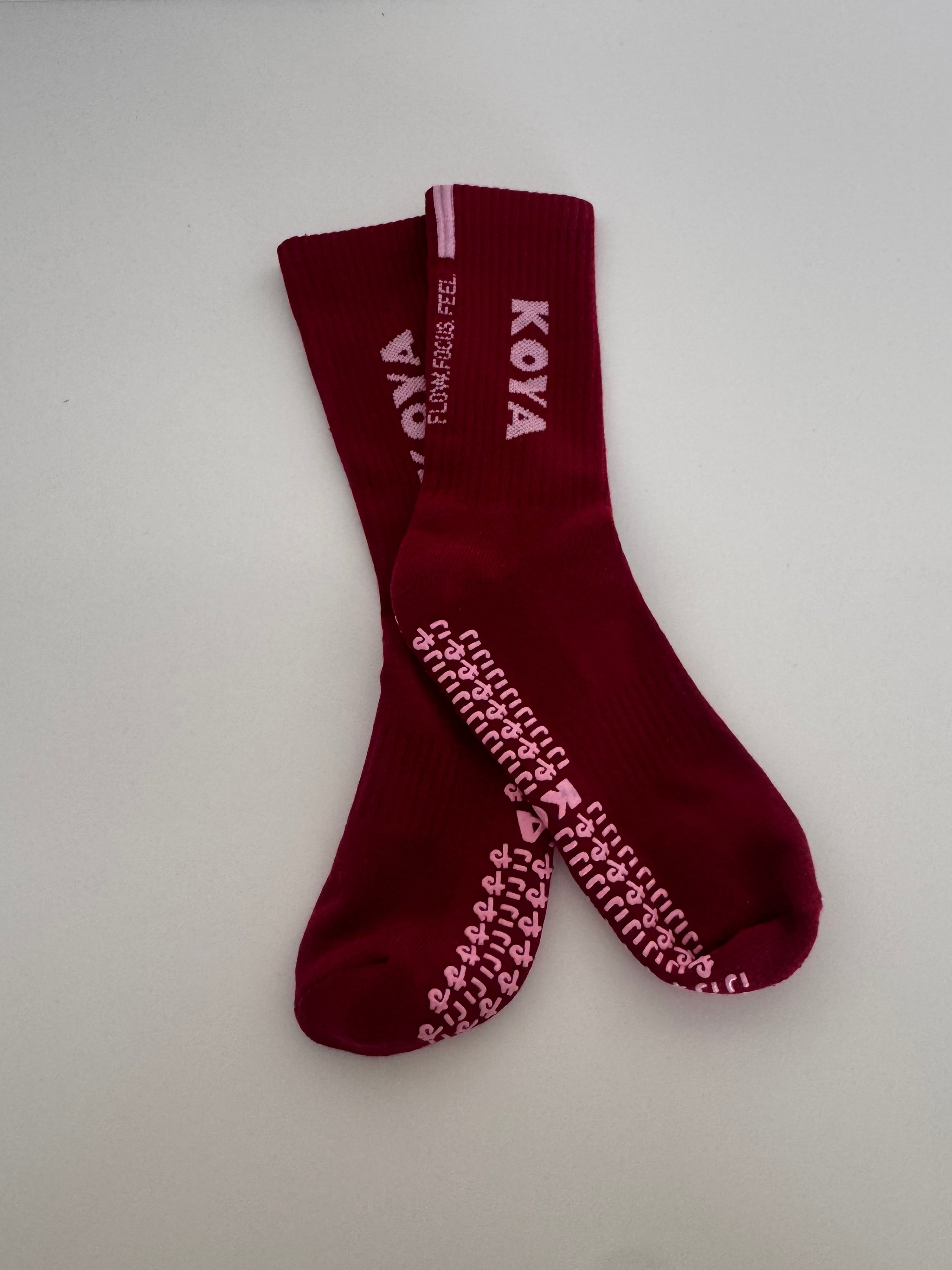 Burgundy / Rosa Logo