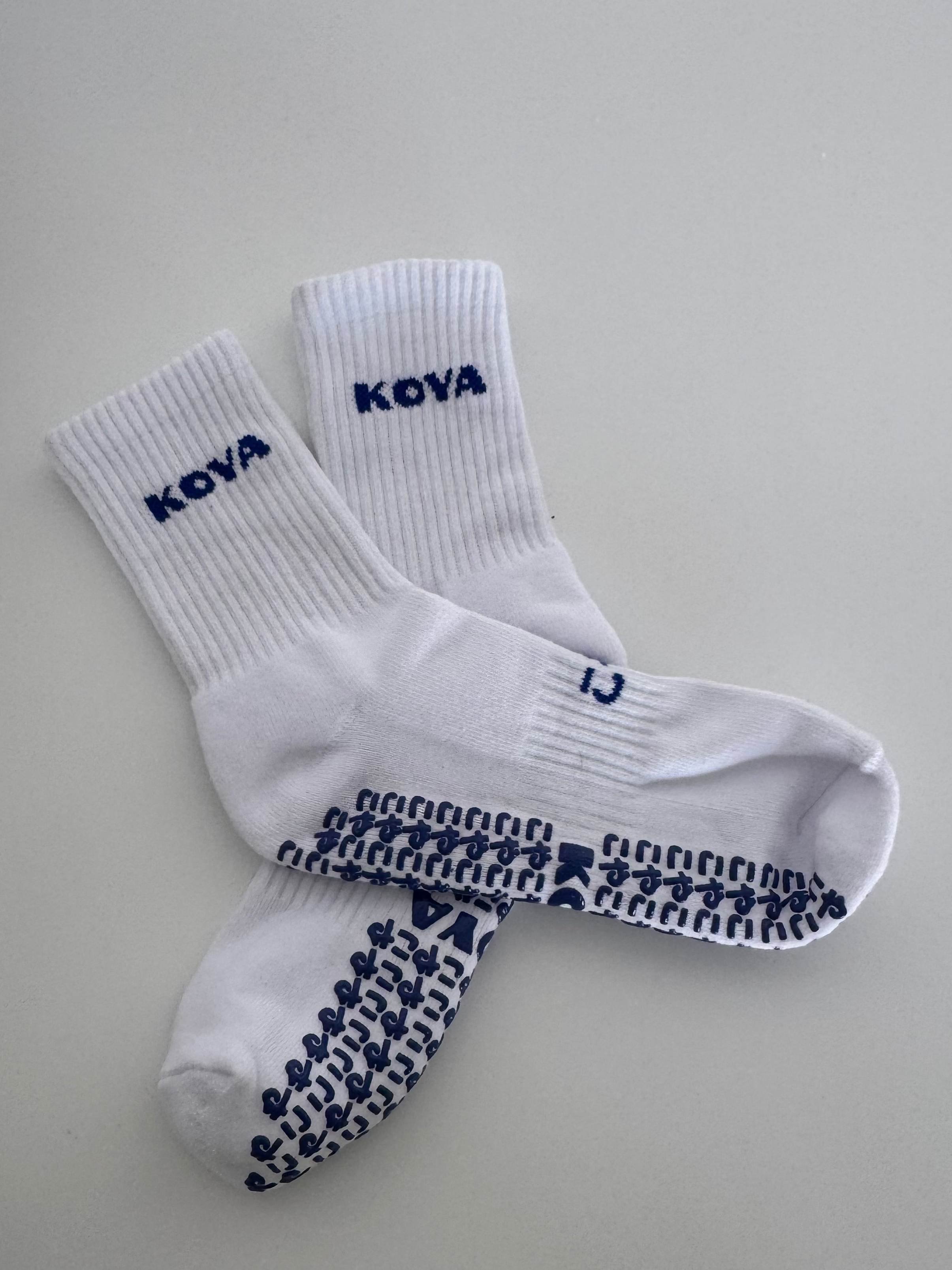 Low Cut - White / Royal Blue logo