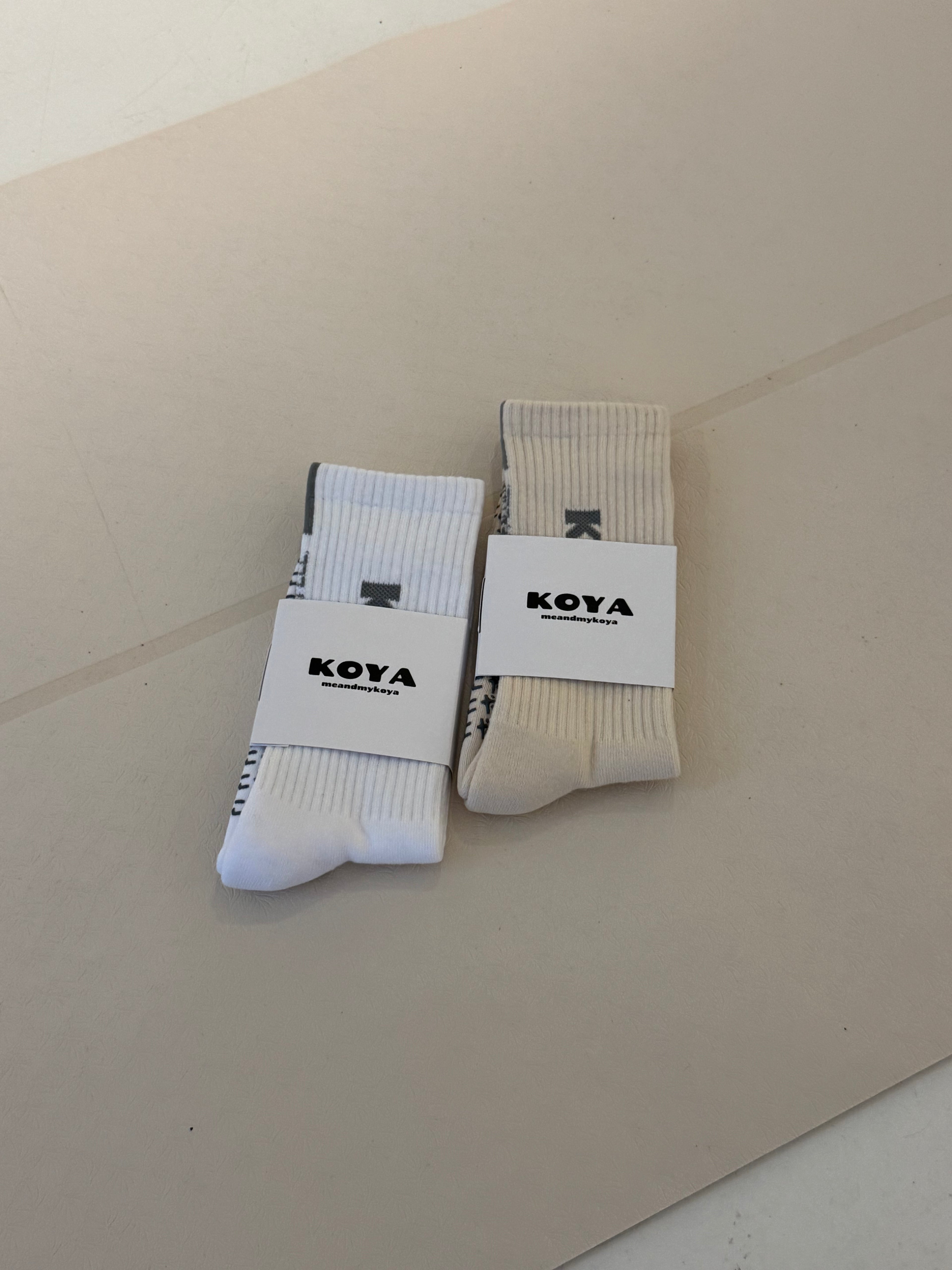 Beige/Grey reformer grip socks