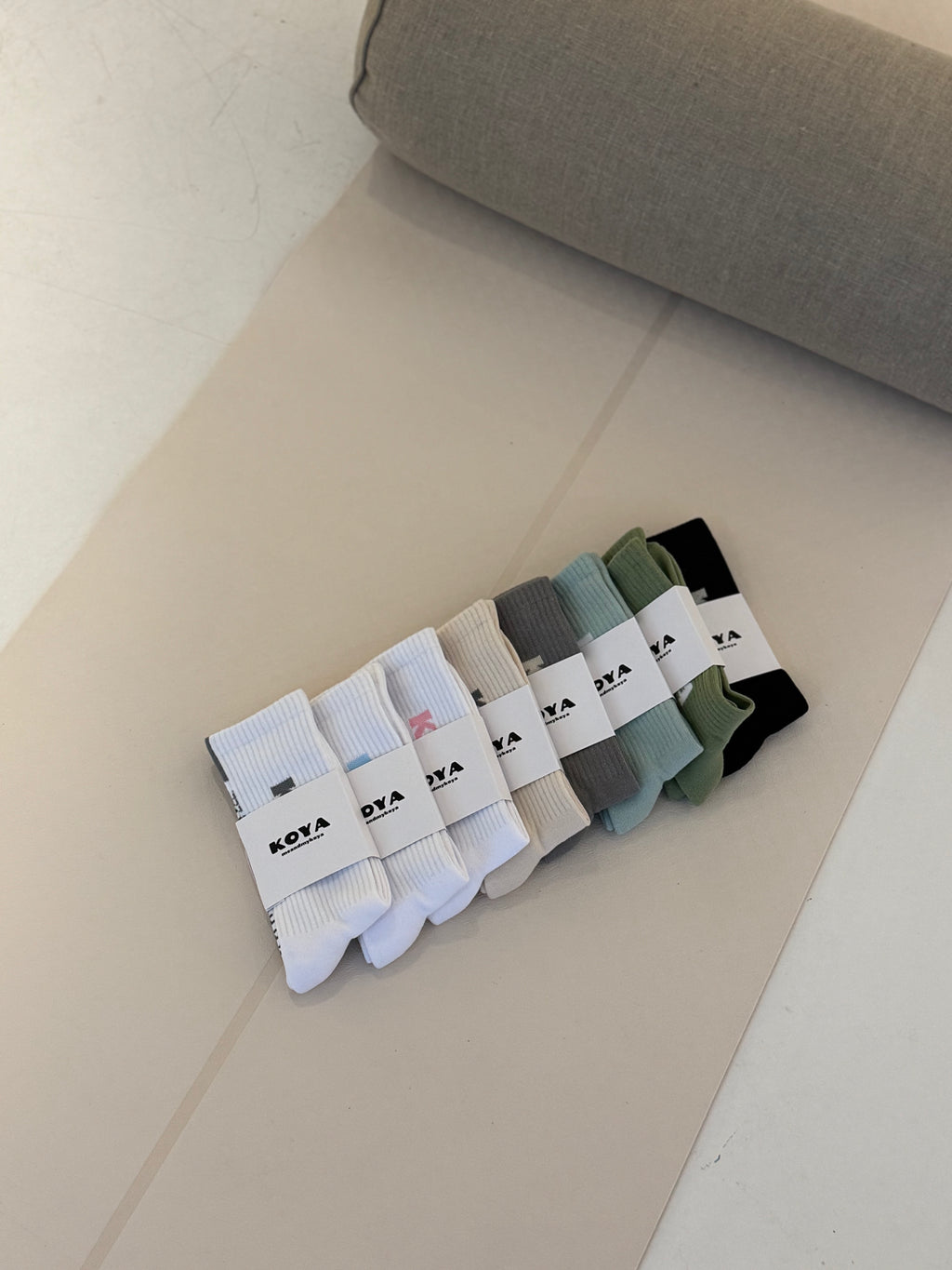 Beige/Grey reformer grip socks