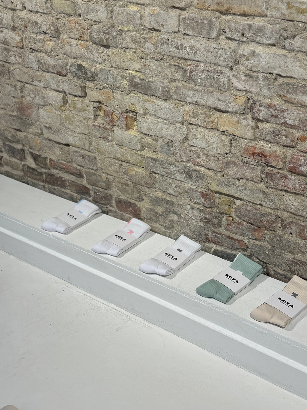 White/Pink reformer grip socks