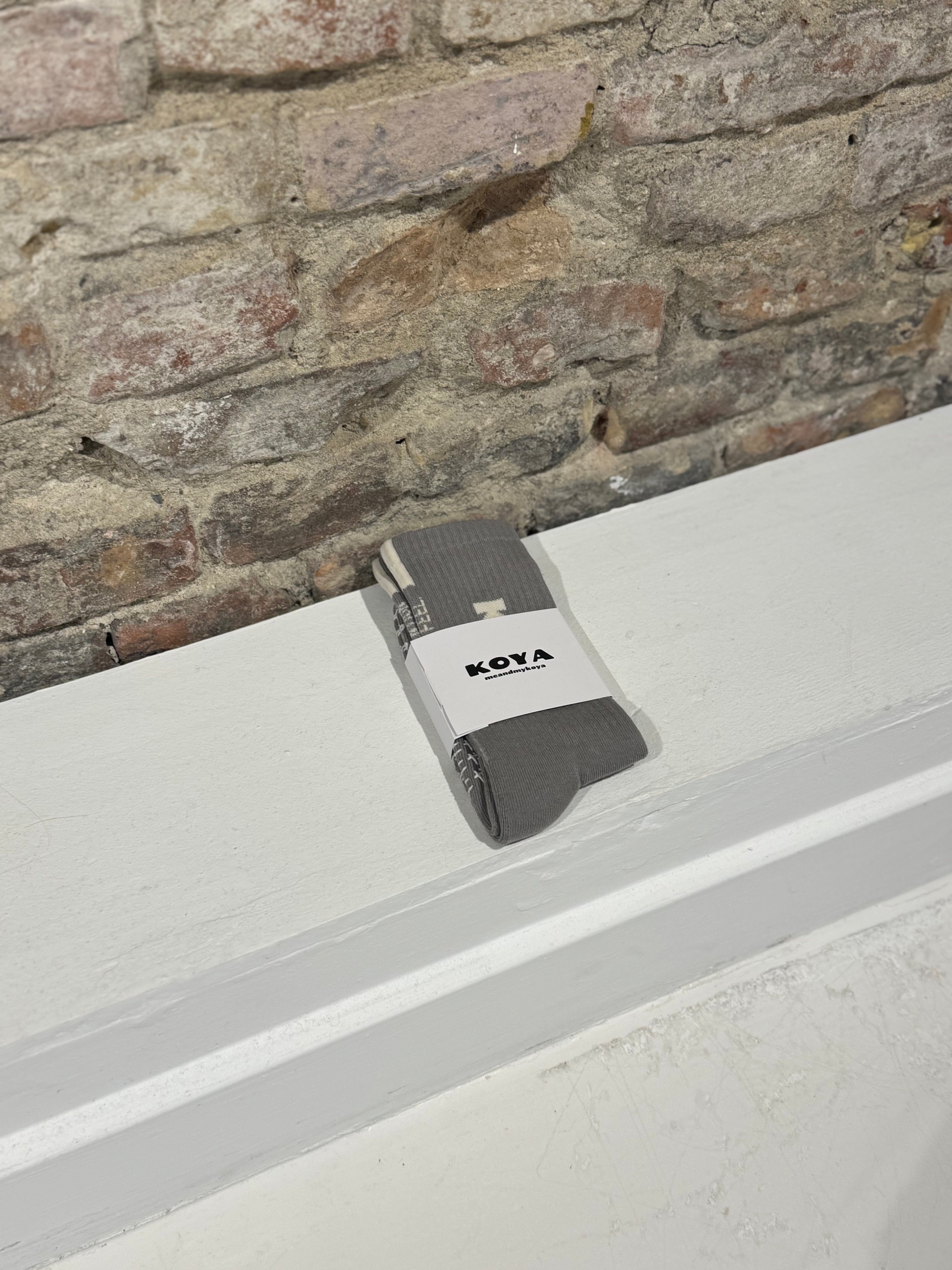 Grey/Beige reformer grip socks