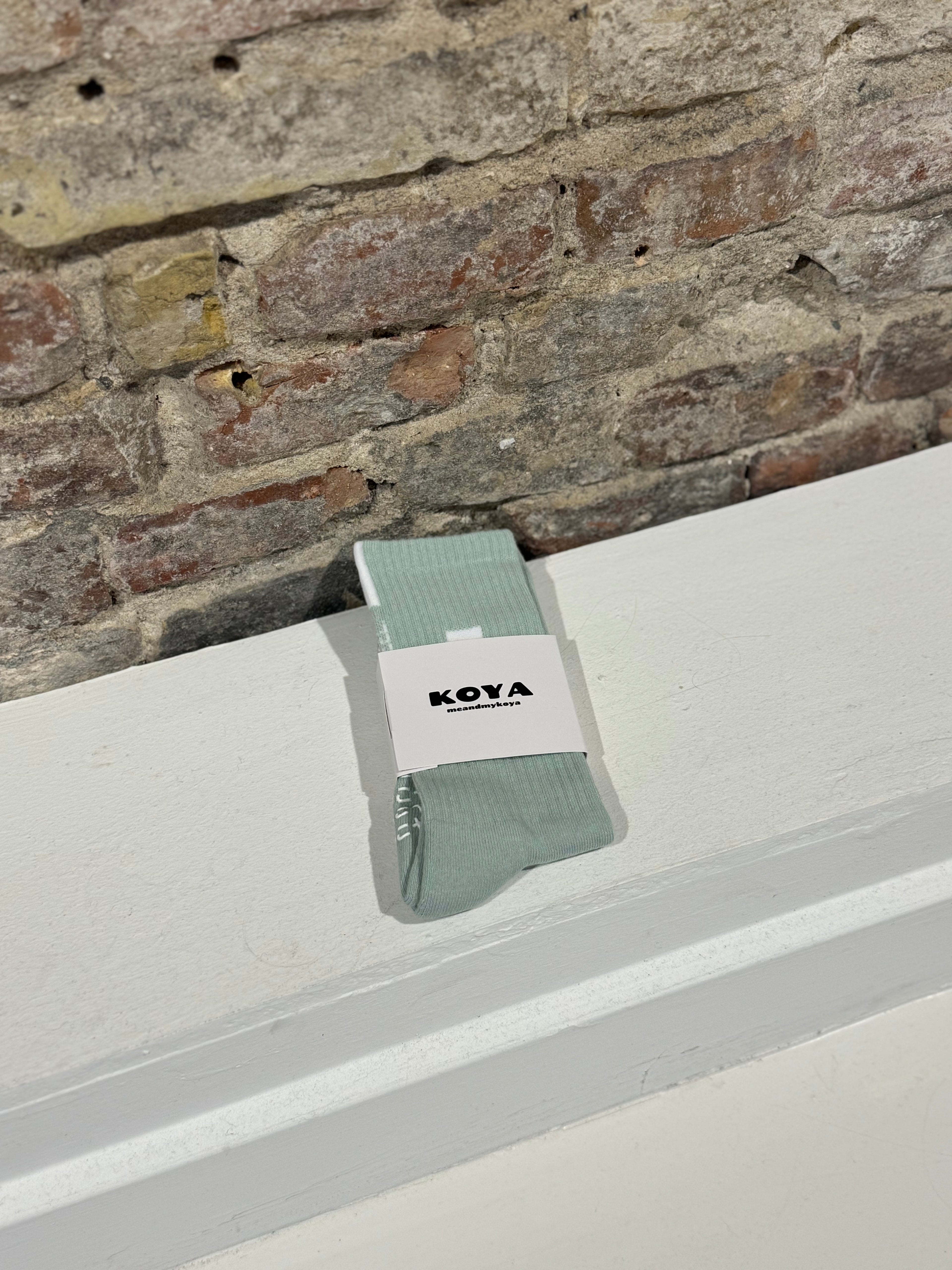 Pastel Green/White reformer grip socks